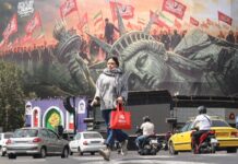 Iran, Trump: “Guerra finirà dopo elezioni o forse prima”