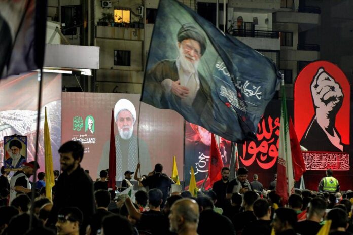 Iran, il Nyt: “Così gli ultraconservatori hanno fatto saltare l’accordo di pace con gli Usa”