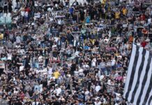 Juve-Atalanta, curva bianconera non rispetta minuto di silenzio per Mazzola e volta le spalle al campo