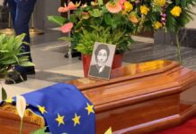 L’addio a Emma Bonino, oggi dalle 10 alle 19 riapre la camera ardente in Campidoglio