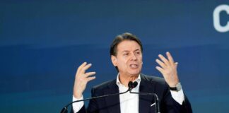 M5S, Conte sfida Meloni e punta a Palazzo Chigi: “Non indietreggeremo di un millimetro”