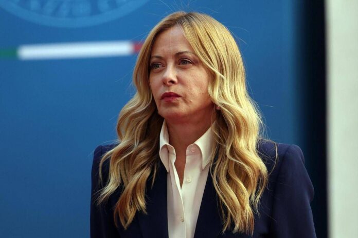 Meloni: “Non leggo le parole di Mattarella sulla scuola come contestazione. Bollo auto? Non tagliamo sanità”