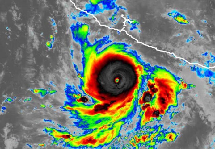 Messico, uragano Polo si rafforza: potrebbe diventare ‘catastrofico’