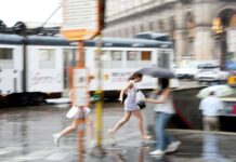 Meteo, cambia tutto: piogge e temporali al Nord, poi il maltempo arriva al Sud