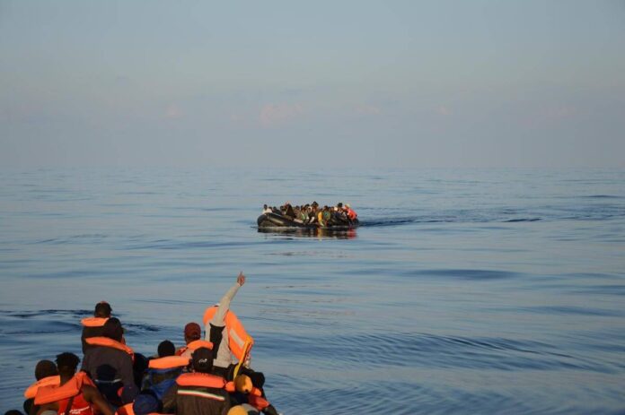 Migranti, crollo di arrivi a Lampedusa. Il sindaco: “100mila nel 2023, quest’anno 10mila”