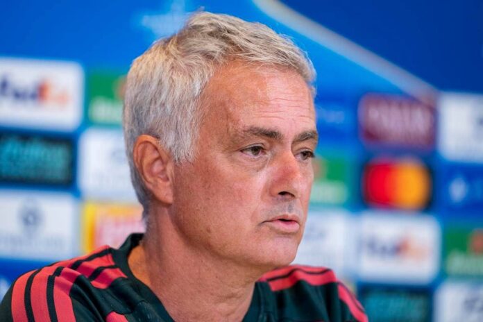 Mourinho: “Chi ha fatto il calendario è italiano, sorpreso che Inter non abbia vinto Champions negli ultimi anni”