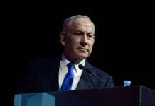 Netanyahu denuncia Haaretz per diffamazione: “Bugie, nessuna telefonata con Mbz”