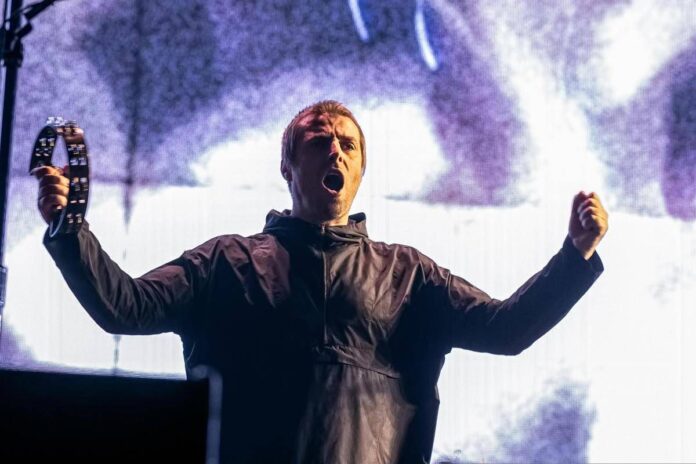 Nuova data del tour degli Oasis a Roma, l’annuncio dei fratelli Gallagher: “Ci vediamo anche il 26 luglio”