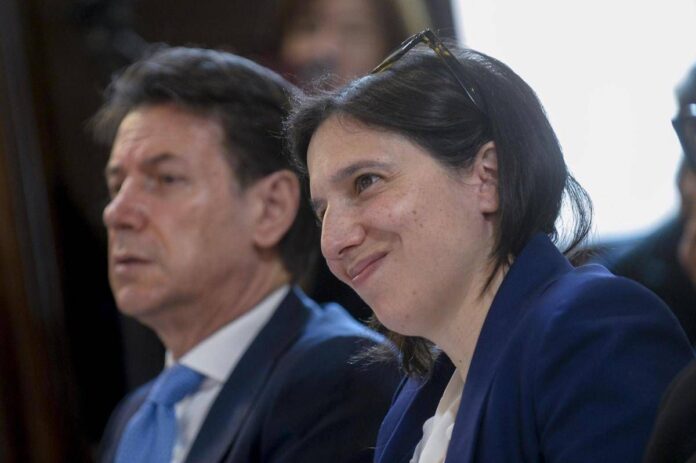 “Opposizione frammentata riuscirà a unirsi contro Meloni?”, lo scenario politico italiano visto dal Financial Times