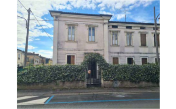 Sfratti in Europa, Rifondazione: «La casa è un diritto, non una merce» dopo Madrid Sfratti in Europa e diritto alla casa