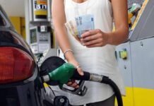 Prezzi benzina e diesel, non si fermano gli aumenti. Unc: “Pieno gasolio costa 40 cent in più in un giorno”