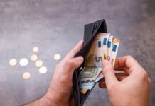Quanto si indebitano gli italiani per vivere? L’analisi tra prestiti, mutui e stipendi fermi
