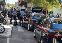 Roma, donna accoltellata. Malore per l’aggressore, avrebbe tentato un gesto estremo
