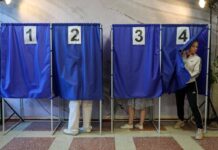 Russia al voto, partecipazione alle 15 al 52,6%: superato il dato delle precedenti consultazioni