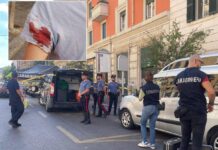 Spari a Roma, donna ferita a Prati: l’arma potrebbe essere un fucile, colpi da oltre dieci metri