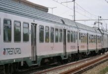 Treni cancellati e ritardi fino a 30 minuti, caos sui binari tra Como e Milano