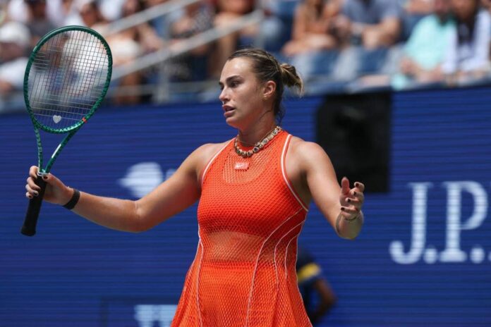 US Open, Sabalenka si lamenta di uno spettatore: “Sta fumando marijuana”