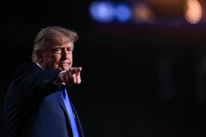 Usa, Trump rilancia: “500 dollari a un milione di americani truffati da Obamacare”