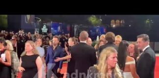 Venezia 83, a sorpresa sul red carpet arriva Ben Affleck – Video