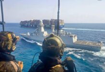 Yemen, nave Marina militare accompagna mercantile italiano nello stretto di Bab El-Mandeb