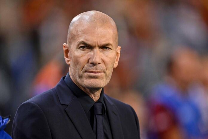 Zidane, gaffe del giornalista dopo Belgio-Francia: “Sono con l’allenatore del Real Madrid”