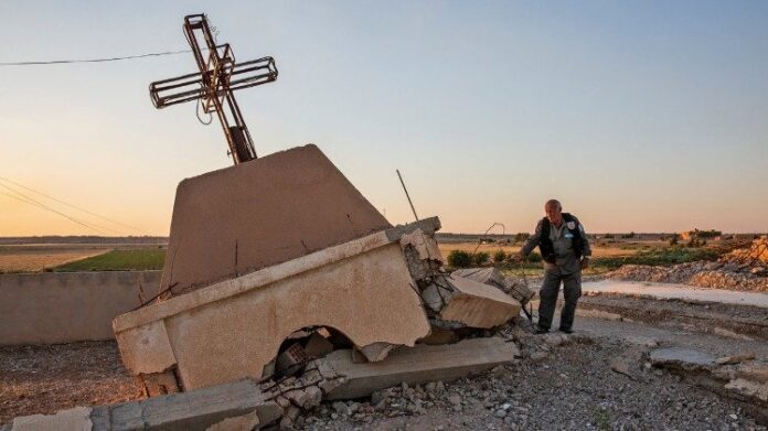 Cristiani perseguitati, una chiesa distrutta in Siria