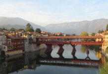 Bassano, Futuro Nazionale replica al Pd: «Il confronto resti sui problemi della città» Futuro Nazionale a Bassano, panorama del Ponte Vecchio