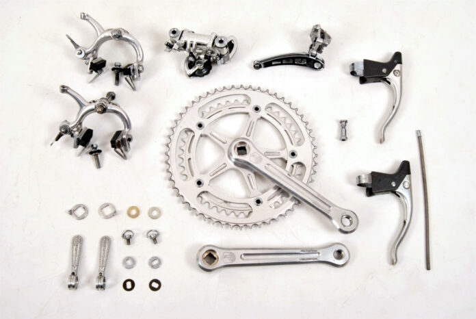 Componenti Campagnolo per biciclette da corsa Campagnolo e SPAC, componenti per biciclette prodotti dall’azienda vicentina