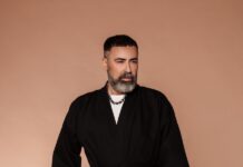 Cosimo Vinci da Vicenza alla Milano Fashion Week, trent’anni di creatività in passerella Cosimo Vinci alla Milano Fashion Week per i trent'anni di attività