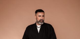Cosimo Vinci da Vicenza alla Milano Fashion Week, trent’anni di creatività in passerella Cosimo Vinci alla Milano Fashion Week per i trent'anni di attività