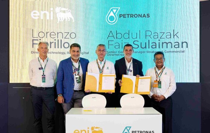 Bio-benzine Eni PETRONAS, la firma dell’accordo