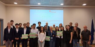 Idee imprenditoriali degli studenti vicentini, premiati tre progetti innovativi a Vicenza idee imprenditoriali degli studenti vicentini premiati a Vicenza