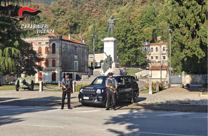 Carabinieri a Cogollo del Cengio Tentato furto a Cogollo del Cengio, pattuglia dei Carabinieri