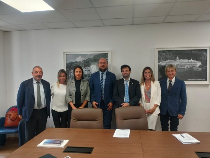 Vaccini agli adulti nel Lazio, la Regione apre a un tavolo permanente sul territorio vaccini agli adulti nel Lazio