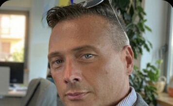 Asili e scuole, Padri in Movimento: «Contatti d’emergenza alternati tra i genitori» Contatti scolastici dei genitori, Luca Valentini