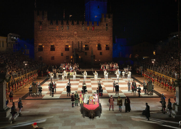 Partita a Scacchi di Marostica a personaggi viventi Partita a Scacchi Marostica 2026 nella piazza-scacchiera