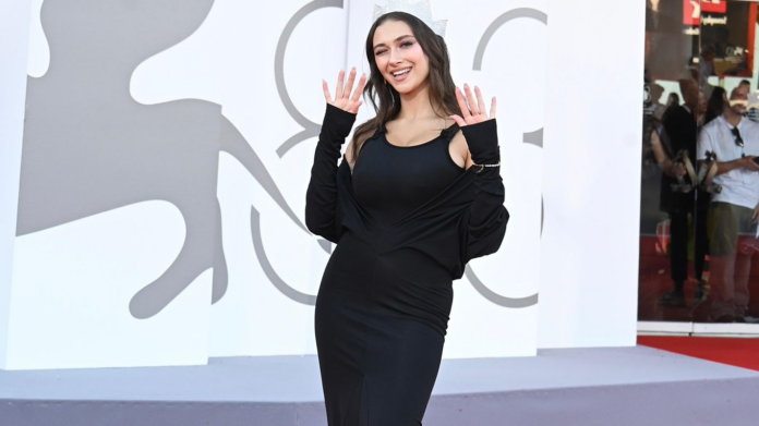 Katia Buchicchio, Miss Italia 2025, alla Mostra del Cinema di Venezia Miss Italia a Venezia, Katia Buchicchio sul red carpet