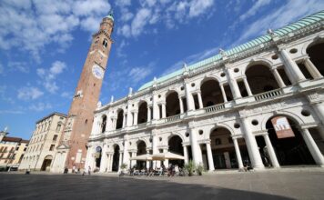 Italia-Germania in Basilica, negozi e locali di Vicenza diventano un Fuori Mostra diffuso Fuori Mostra Italia-Germania nella Basilica e nel centro di Vicenza