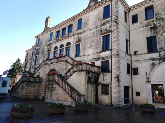 Palazzo Pisani sede del Consiglio comunale di Lonigo Consiglio comunale Lonigo a Palazzo Pisani