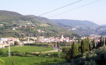 Not(t)e in Valpantena, Finardi e Cacciapaglia tra musica, vino e paesaggio a Grezzana Not(t)e in Valpantena nel paesaggio di Grezzana