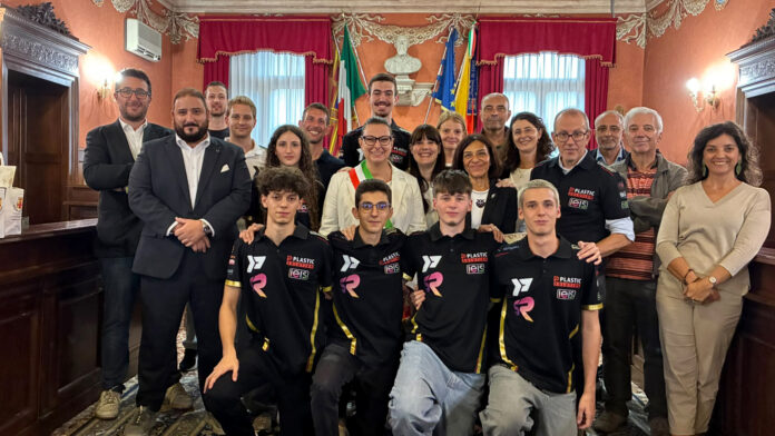 STEM Racing, il team Proioxis di Schio campione d’Italia vola ai Mondiali di Singapore team Proioxis di Schio