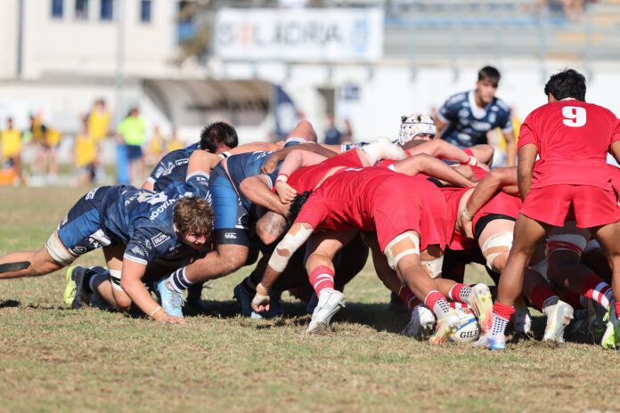 Rangers Rugby Vicenza in mischia contro Mogliano Rangers Rugby Vicenza in mischia nella vittoria di Coppa Italia a Mogliano