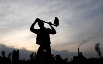 Conflitti, attacchi all’istruzione aumentati di oltre il 40%: l’allarme globale Attacchi all’istruzione nelle aree di conflitto