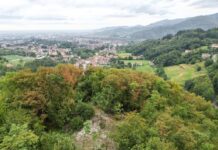 Scavi archeologici a Poleo di Schio, sul colle dei Ravagni riemerge un sito dell’Età del ferro Scavi archeologici Poleo Schio sul colle dei Ravagni