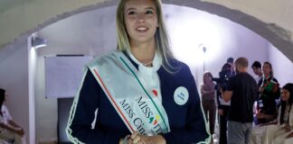 Miss Italia 2026, la vicentina Silvia Cervellin conquista la fascia di Miss Cinema Silvia Cervellin Miss Cinema 2026 al Castello di Santa Severa