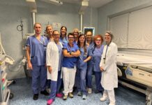 Terapia Intensiva Pediatrica del San Bortolo: dieci anni e 3.000 ricoveri a Vicenza Terapia Intensiva Pediatrica San Bortolo con il personale del reparto