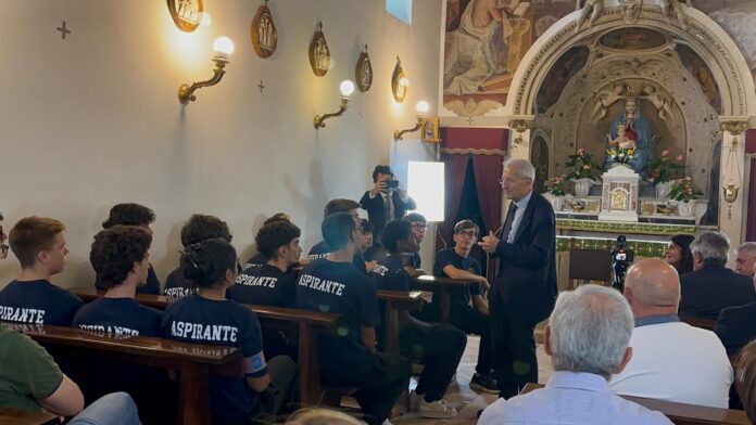 Luciano Violante incontra i cadetti OLITEC Cadetti OLITEC con Luciano Violante