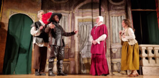 Malo, «Quando Amor Comanda» apre il festival del teatro: in scena la maschera di Scaramouche Quando Amor Comanda a Malo: gli attori in scena con le maschere