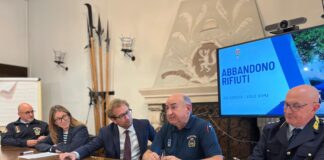 Vicenza, reti e materasso abbandonati all’isola ecologica: coppia multata di 2 mila euro rifiuti abbandonati a Vicenza