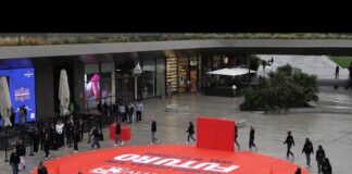 Assicurazioni, Alleanza lancia nuova campagna con maxi-installazione a Milano CityLife